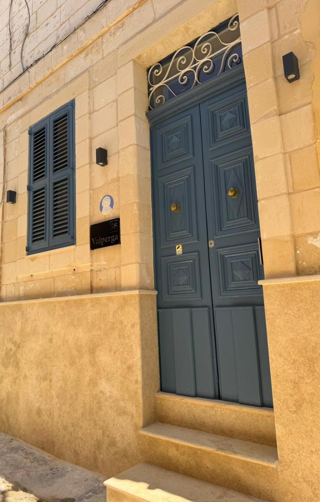 Charming Town House In Cospicua, Valperga Apartamento *